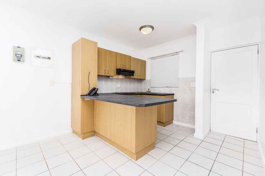2 Bedroom Property for Sale in Whispering Pines Western Cape